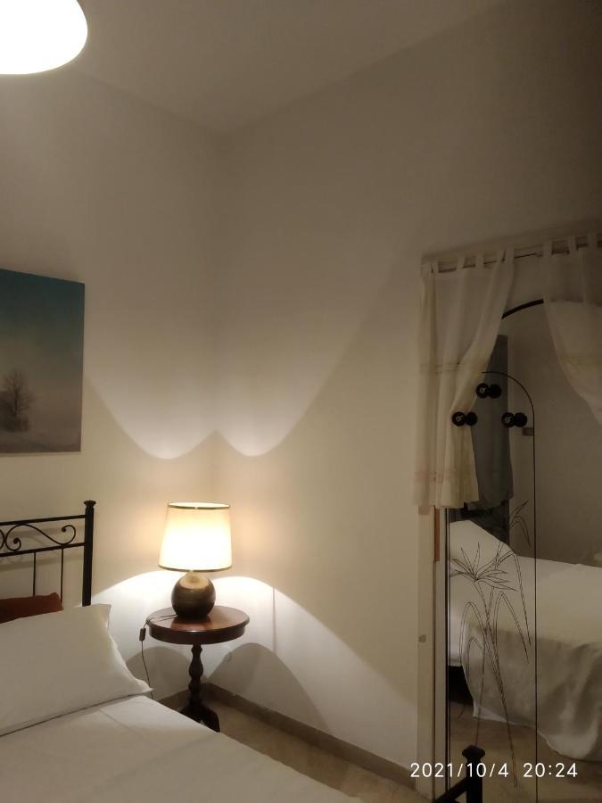 Chez Martha Bed & Breakfast เวโรนา ภายนอก รูปภาพ