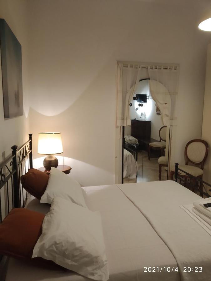 Chez Martha Bed & Breakfast เวโรนา ภายนอก รูปภาพ