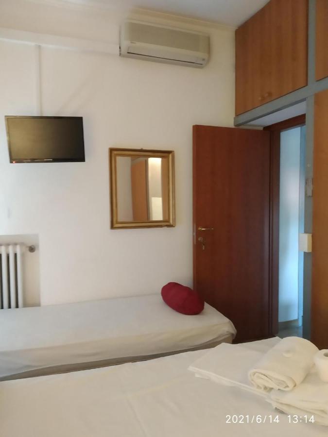 Chez Martha Bed & Breakfast เวโรนา ภายนอก รูปภาพ
