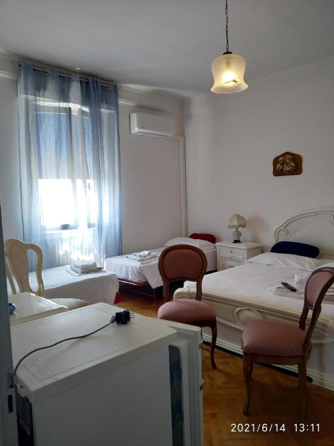 Chez Martha Bed & Breakfast เวโรนา ภายนอก รูปภาพ