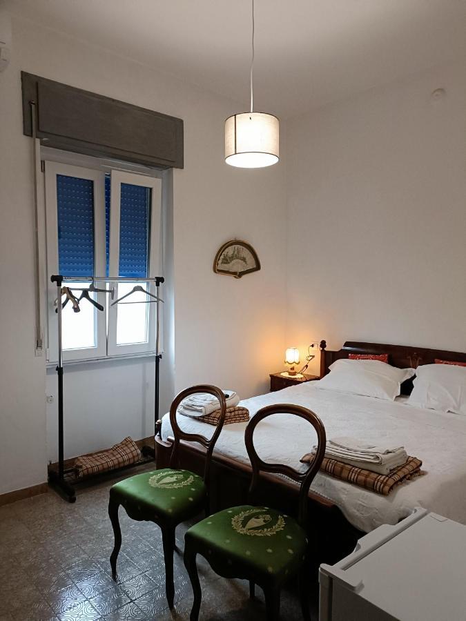 Chez Martha Bed & Breakfast เวโรนา ภายนอก รูปภาพ