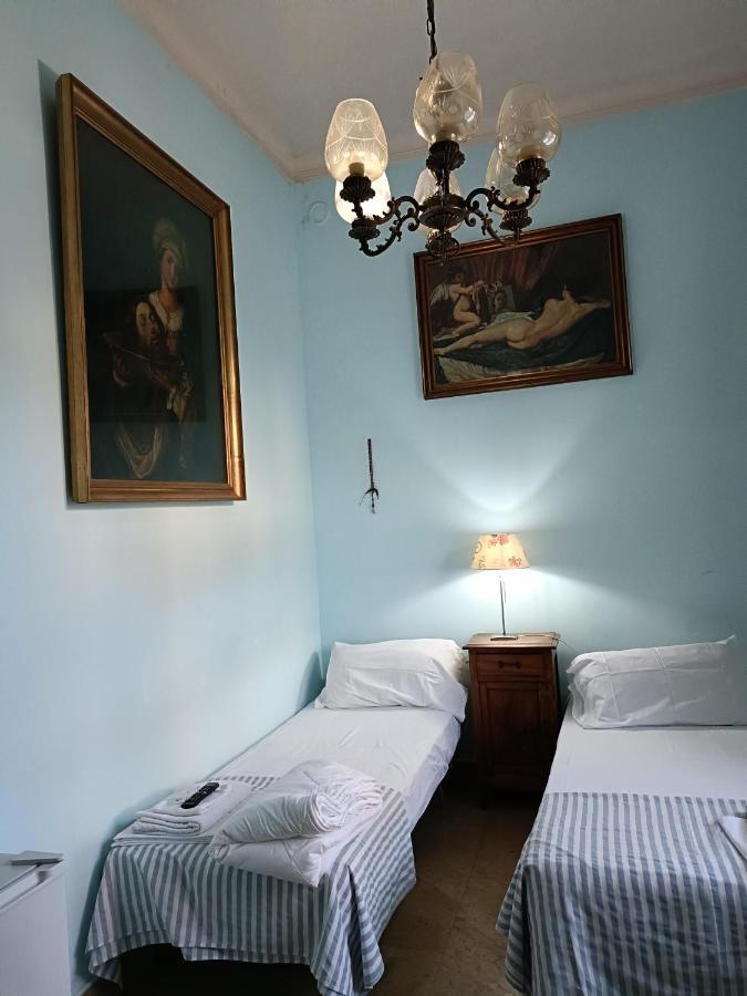 Chez Martha Bed & Breakfast เวโรนา ภายนอก รูปภาพ