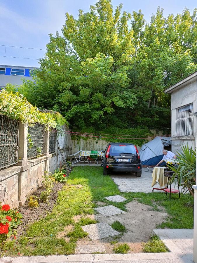 Chez Martha Bed & Breakfast เวโรนา ภายนอก รูปภาพ